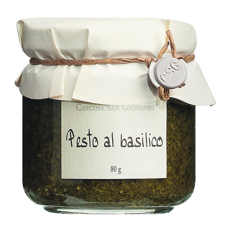 Ein Glas mit 80 g Pesto genovese - klassisches Basilikumpesto von Cascina San Giovanni, mit handgeschriebenem Etikett und weißem Papierdeckel, der mit einer Schnur zusammengebunden ist.
