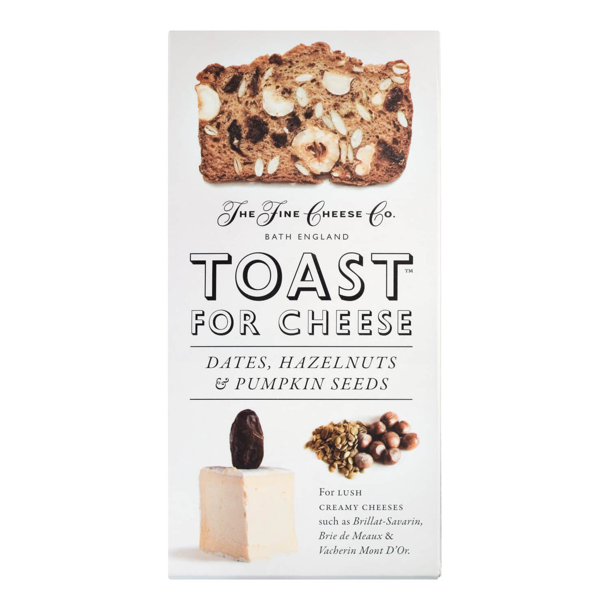 Toast for Cheese mit Datteln, Haselnüssen & Kürbiskernen von Artisan Biscuits (100 g) von The Fine Cheese Co., abgebildet mit Käse, Datteln und Haselnüssen.