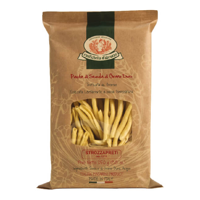 Eine braune Packung Strozzapreti Hartweizennudeln von Rustichella, 250 g, von Rustichella d'Abruzzo S.p.A., mit einem durchsichtigen Fenster, in dem die Nudeln zu sehen sind.