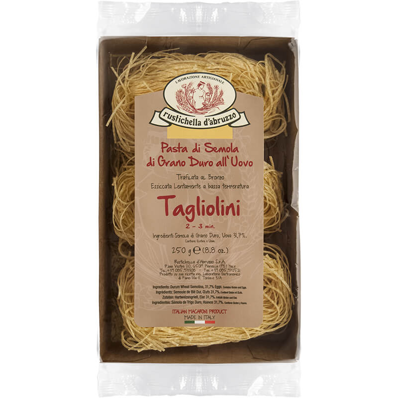 Packung Rustichella d'Abruzzo S.p.A. Tagliolini all'uovo Eiernudeln, 250 g, in durchsichtiger Plastikverpackung.