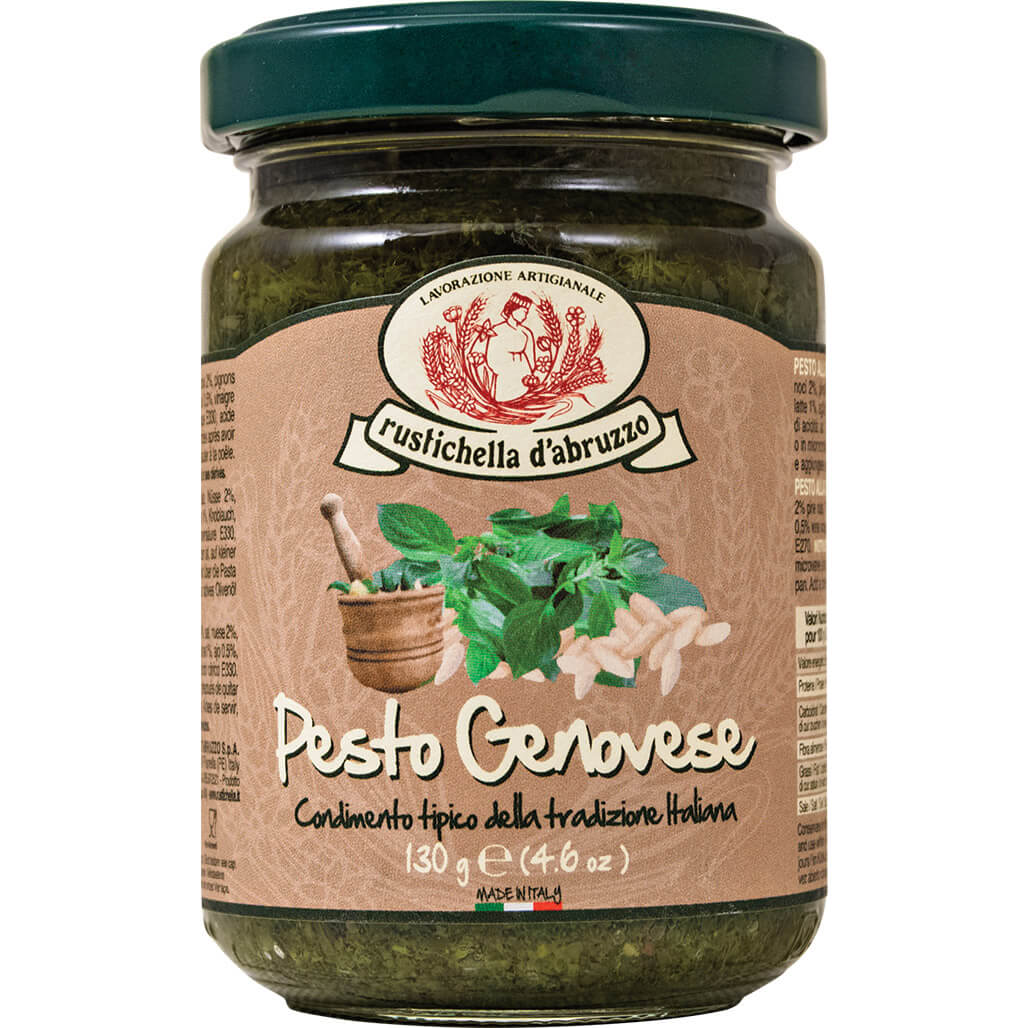 Ein 130-g-Glas Pesto Genovese von Rustichella d'Abruzzo S.p.A. mit braunem Etikett und leuchtend grünem Pesto.
