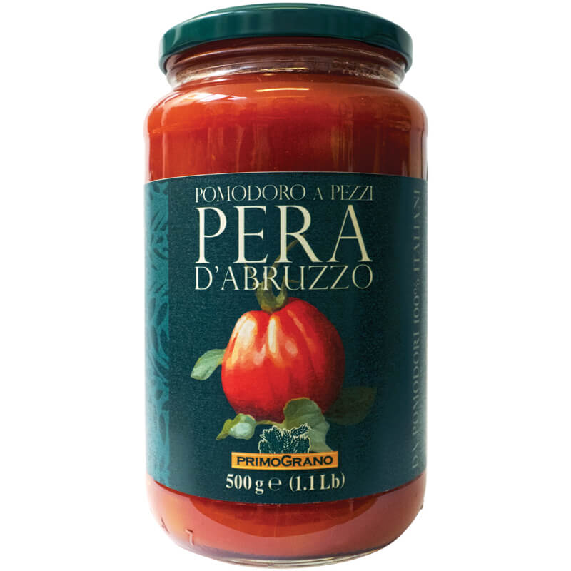 500-g-Glas der Tomatensauce Pera d'Abruzzo di Pomodoro von Rustichella d'Abruzzo S.p.A. mit grünem Deckel und einem Etikett mit Tomate und Text.