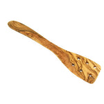 Der Olivenholz erleben Pfannenwender mit Löchern aus Olivenholz 30 cm ist ein Holzspatel mit einem flachen, breiten Kopf mit mehreren kleinen Löchern, der aus gemustertem Olivenholz gefertigt ist.