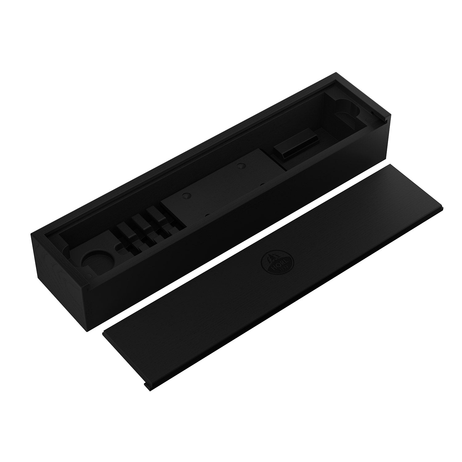 Die HORL Box von HORL 1993 ist eine schwarze Aufbewahrungsbox aus Holz mit abnehmbarem Deckel, der im Inneren Fächer für Ihren HORL 2 Anspitzer freigibt.