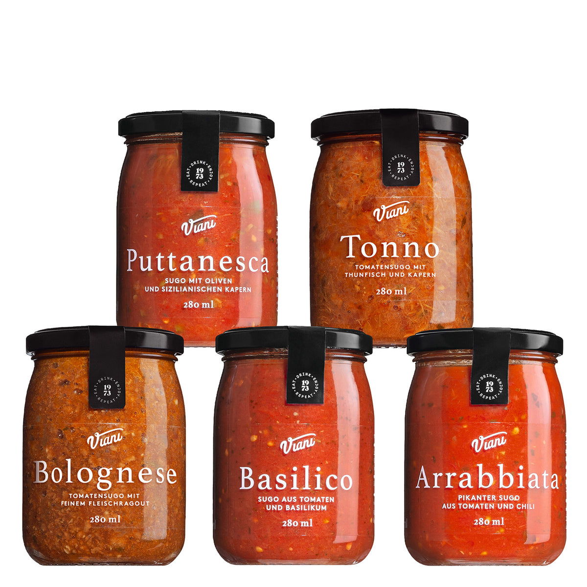 Das 5er Sugo Probierpaket von Viani & Co. von Viani & Co. enthält fünf Tomaten-Pasta-Saucen: Puttanesca, Tonno, Bolognese, Basilico und Arrabbiata.
